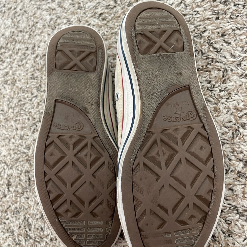 Converse - Picture 3 of 6